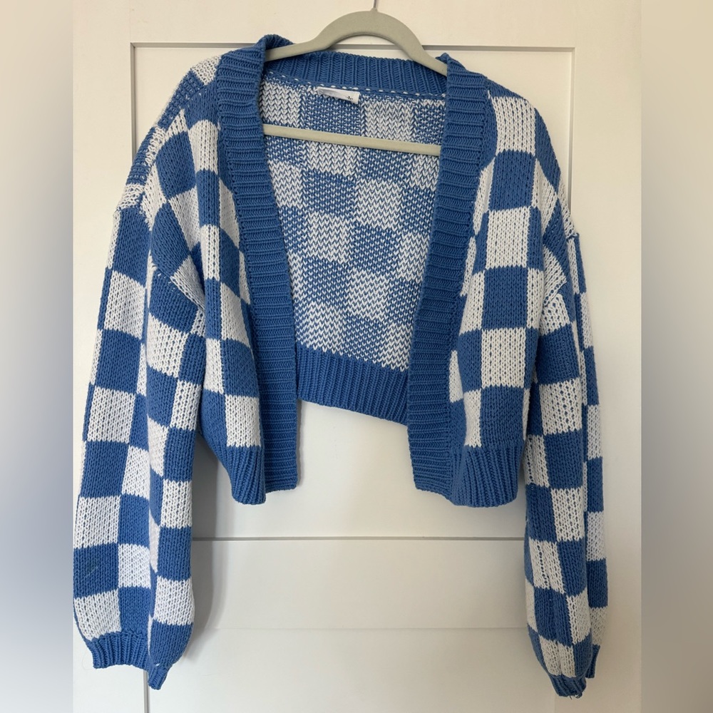 Blue checkered sweater top